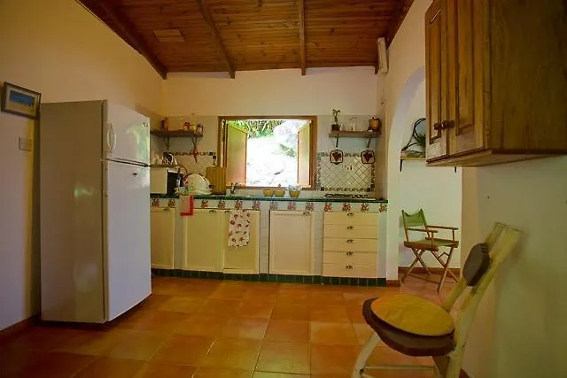 Cote Sud - Unique Villa & Bungalows Intendance Road